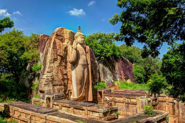 Aukana Buddha Statue Sri Lanka